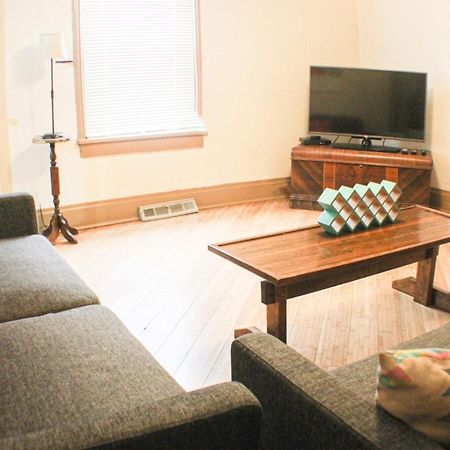 Comfortable Apartment - Pittsburgh'S Little Italy Exterior photo