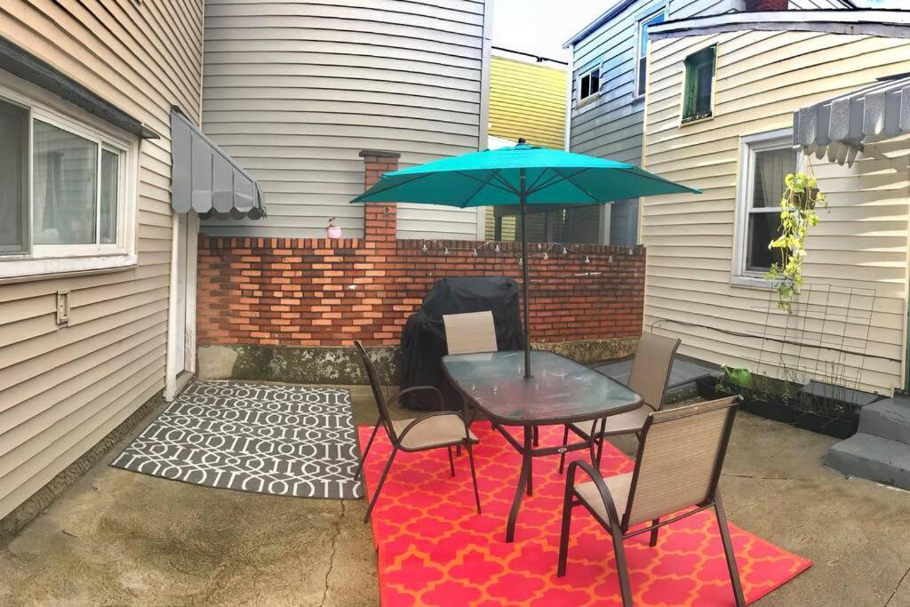 Comfortable Apartment - Pittsburgh'S Little Italy Exterior photo